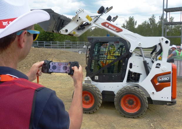 Bobcat MaxControl-bediening.