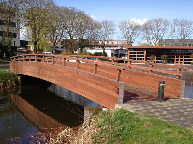 fiets- en voetgangersbrug
