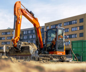 Machine op de bouwplaats