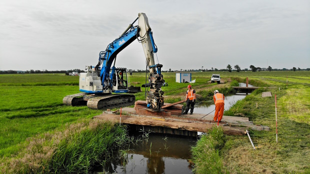 Voor het waterschap HHNK voert Beentjes in de polder 200 maatregelen uit. De maatregelen variëren van duikers, stuwen tot inlaten.