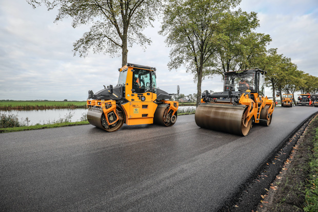 Proefproject met lignine bitumen in het asfaltbeton.